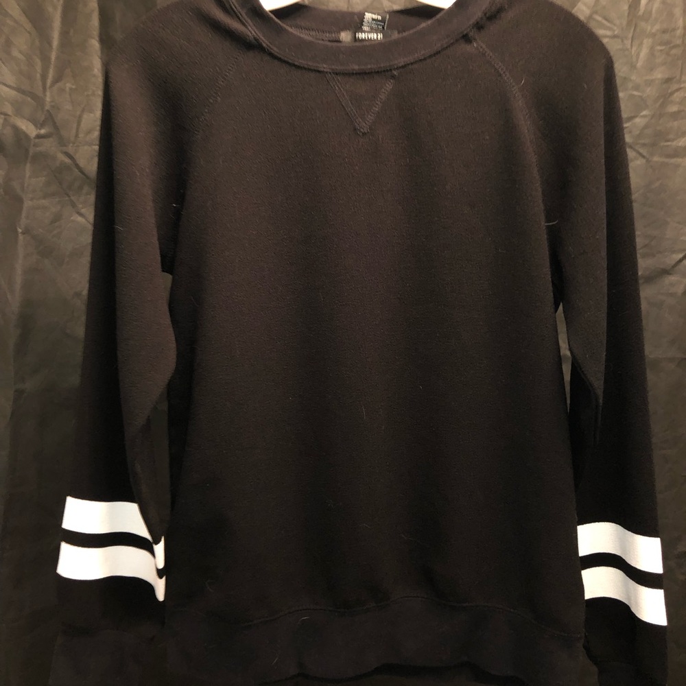 Long sleeve Tokyo jersey graphic shirt